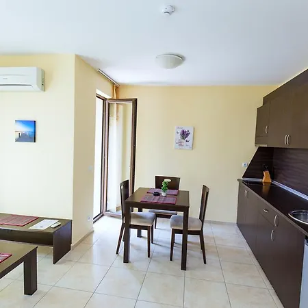 Apartament Gallery Suites *