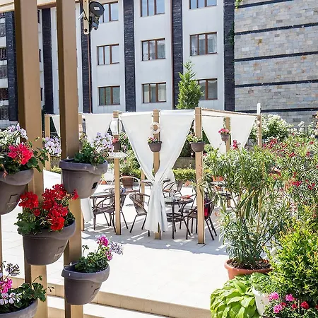 Apartament Gallery Suites *