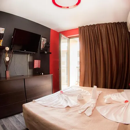 Gallery Suites *